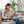 Lenabie Aaron (Bär) Kuscheltier für Babys und Kleinkinder – nutzbar mit dem Lenabo Smart Speaker, mitwachsendes Audio-Spielzeug von 0–7 Jahren